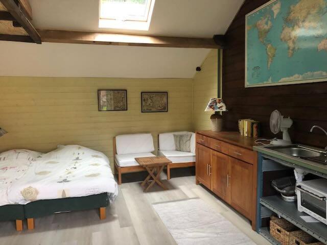 Le Bon Chemin Ateliers Apartment Sainte-Nathalene Luaran gambar