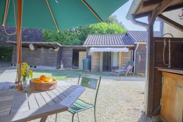 Le Bon Chemin Ateliers Apartment Sainte-Nathalene Luaran gambar