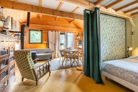 Le Bon Chemin Ateliers Apartment Sainte-Nathalene Luaran gambar